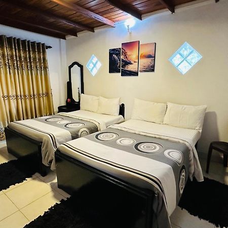 Nuwara Eliya Holiday Home ภายนอก รูปภาพ